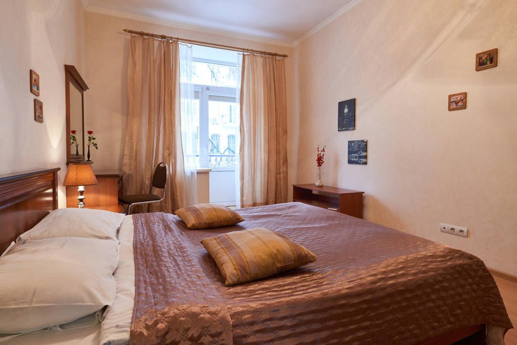 Home Hotel Apartments On Khreshchatyk Area Kiev Exterior foto